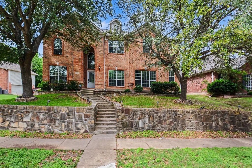 1930 Wind Lake Circle, Garland