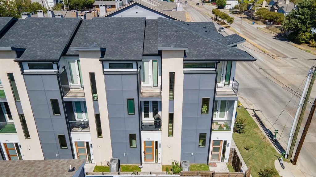 145 N Henderson Avenue 102, Dallas