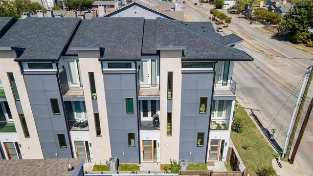 145 N Henderson Avenue 102, Dallas