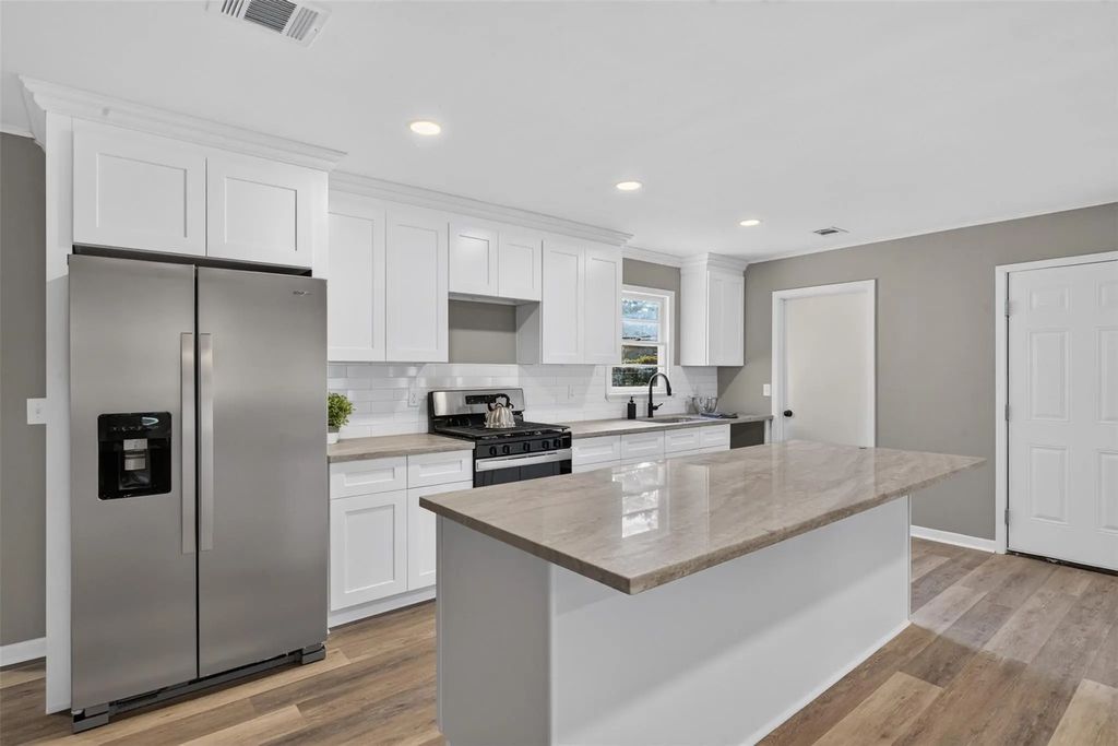 3843 Greenway Place, Shreveport