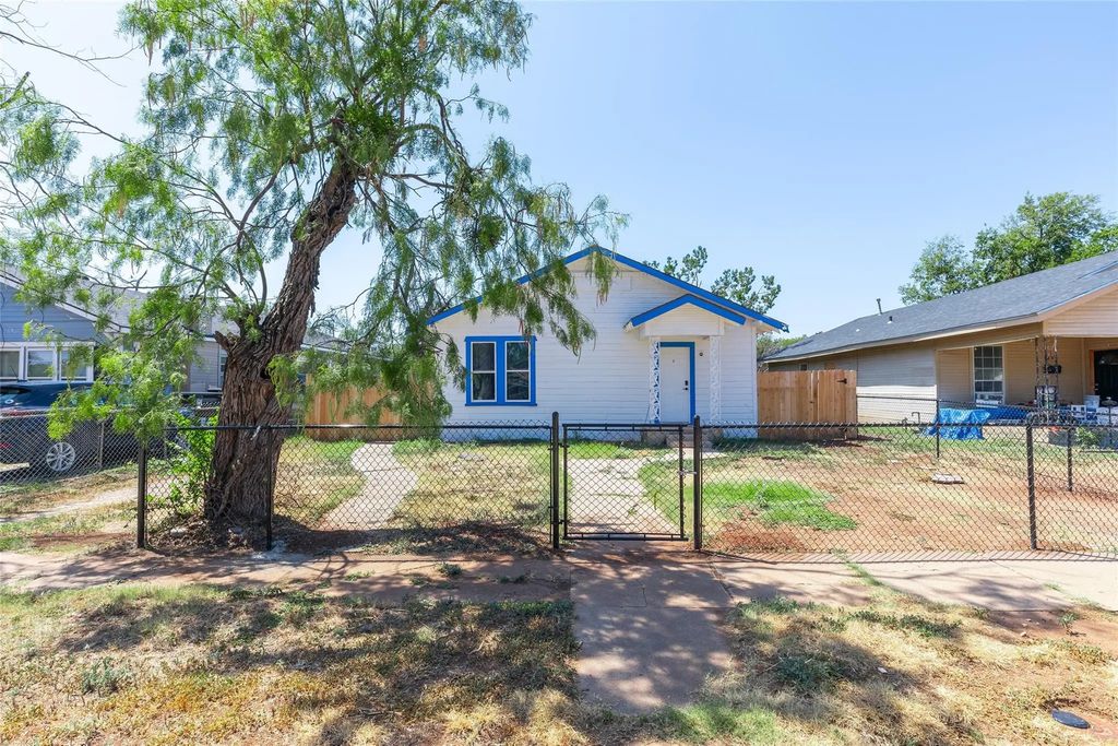1833 N 7th Street, Abilene