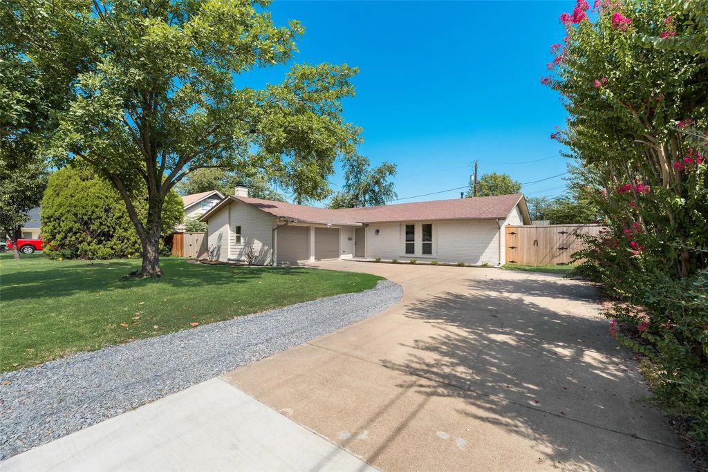 1101 Hadrian Court, Irving