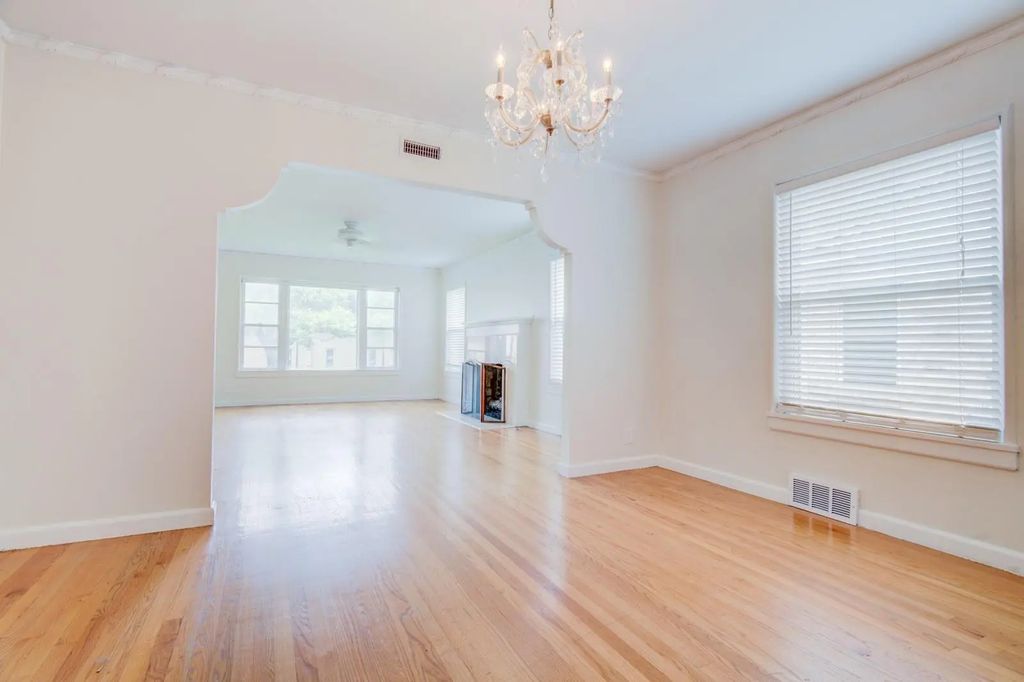 6307 Kenwood Avenue, Dallas