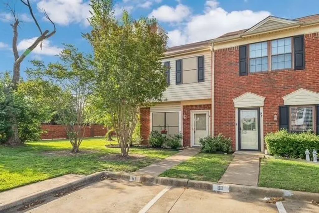 200 Samuel Boulevard 1, Coppell