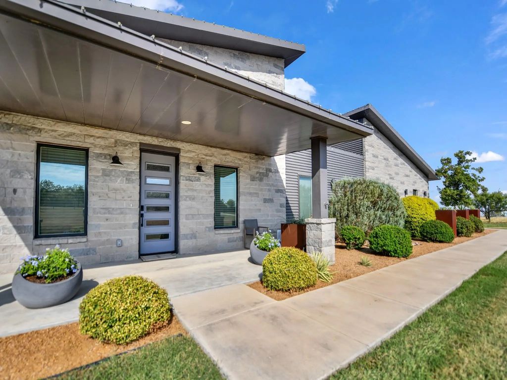 141 Savage Lane, Aledo