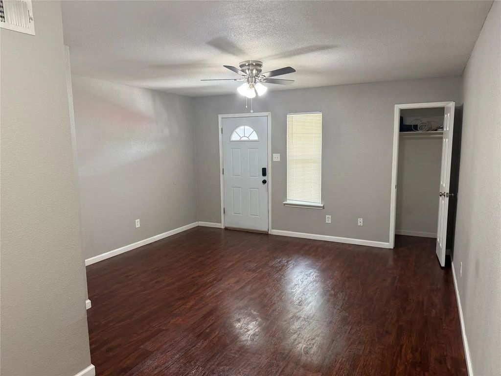 357 Newton Drive, Burleson