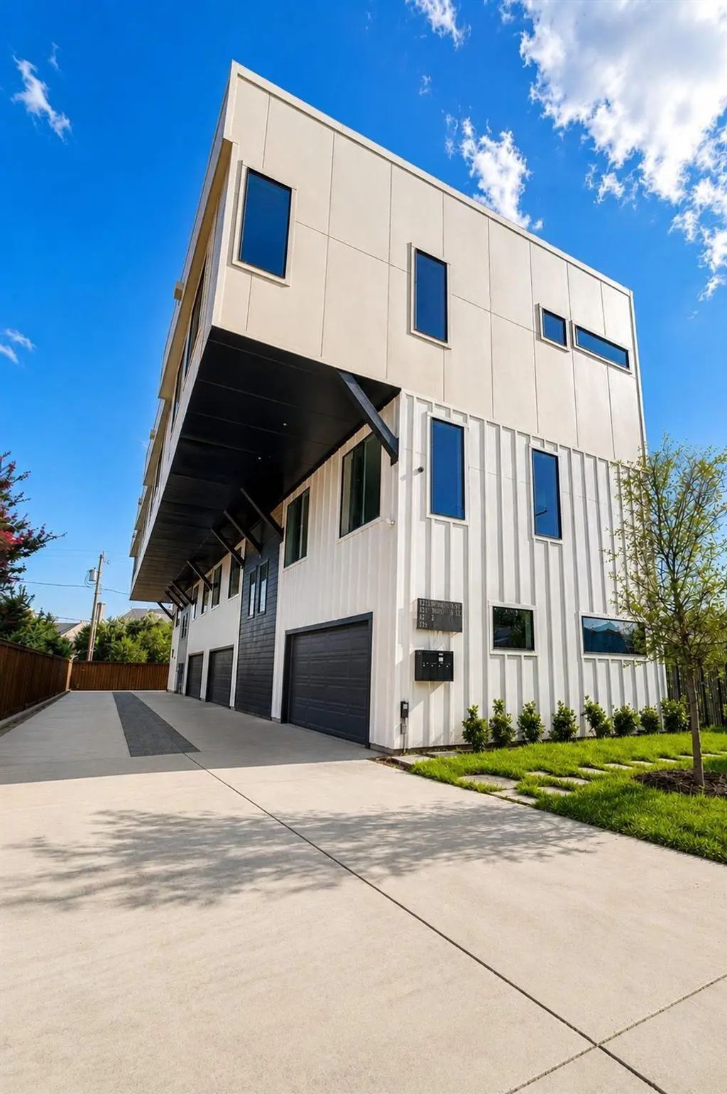 1311 Madrigall Parkway, Dallas