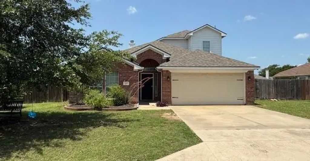 313 Smyth Street, Aledo