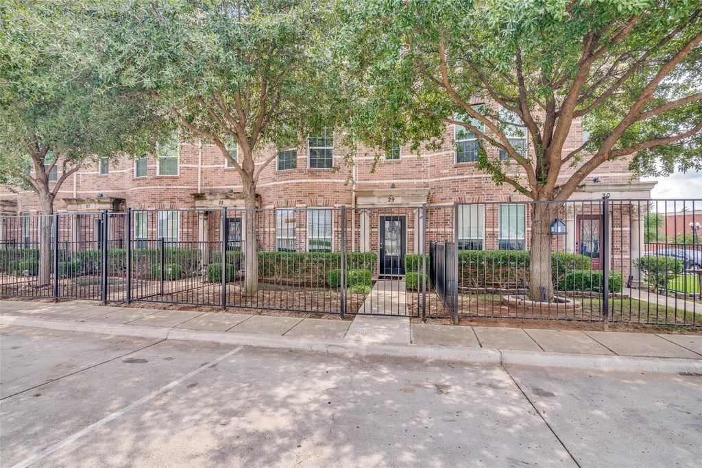 2500 Rockbrook Drive 29, Lewisville