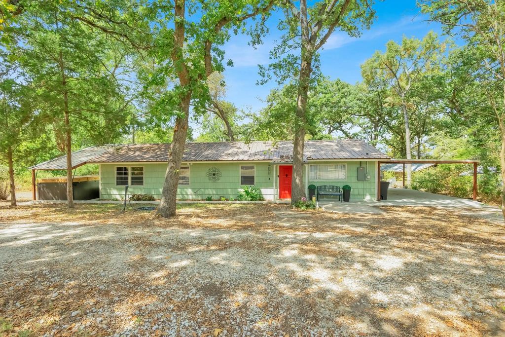 354 Lcr Redbud A, Mexia