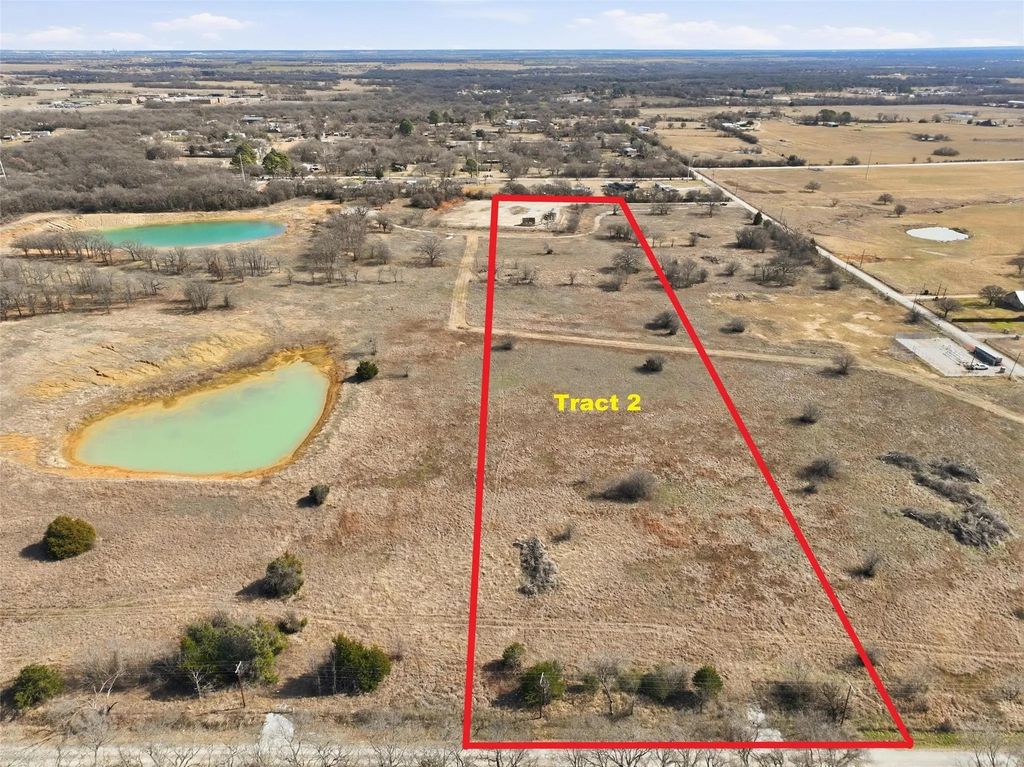 935 County Road 404, Alvarado