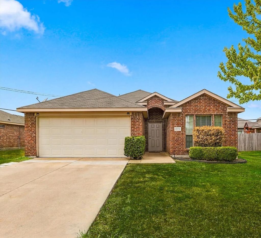 2515 Wynngate Drive, Seagoville