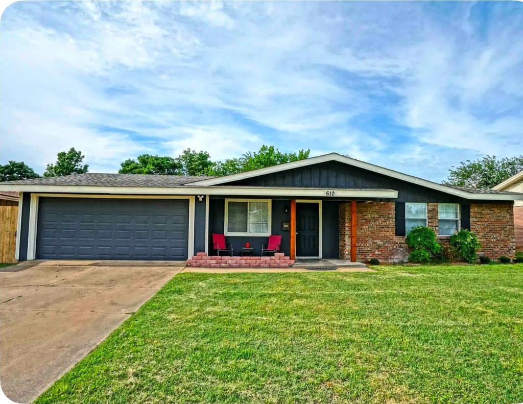 610 Jones Street, Euless