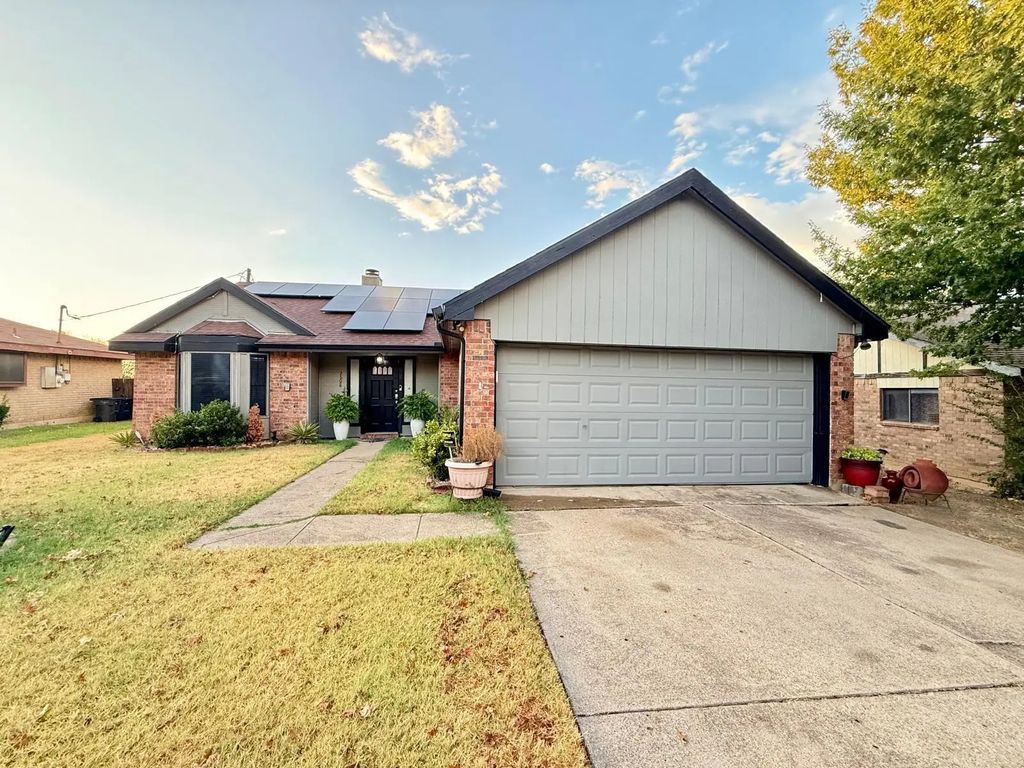 2608 Shasta Court, Fort Worth