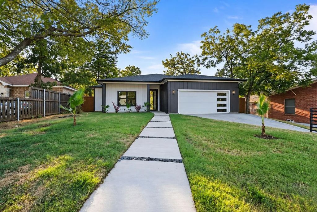 1111 S Tyler Street, Dallas