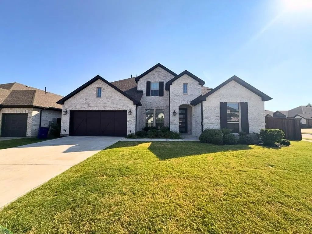 501 Upper Falls Lane, Mansfield