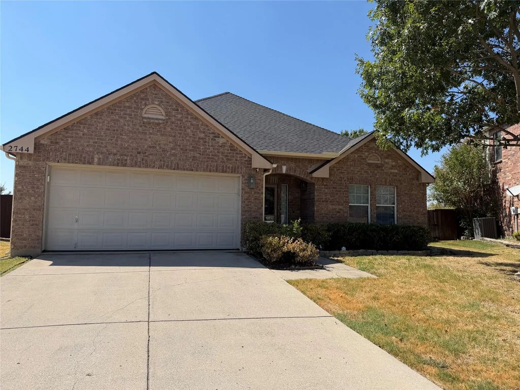 2744 Winterberry Lane, Little Elm
