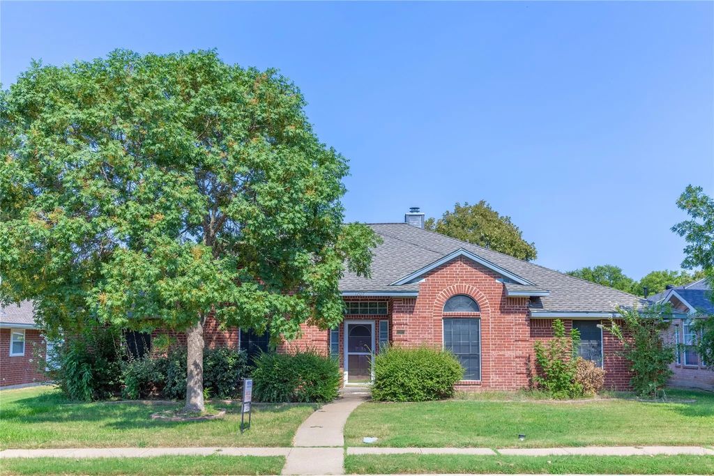 1207 Brook Drive, Allen