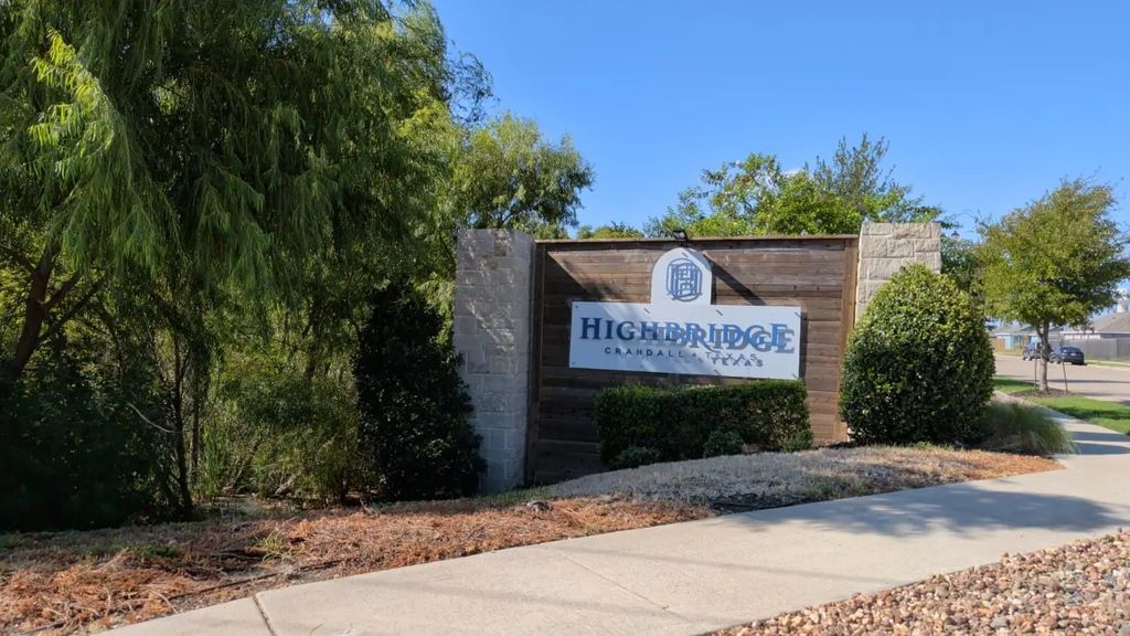 2502 Coronado Way, Crandall