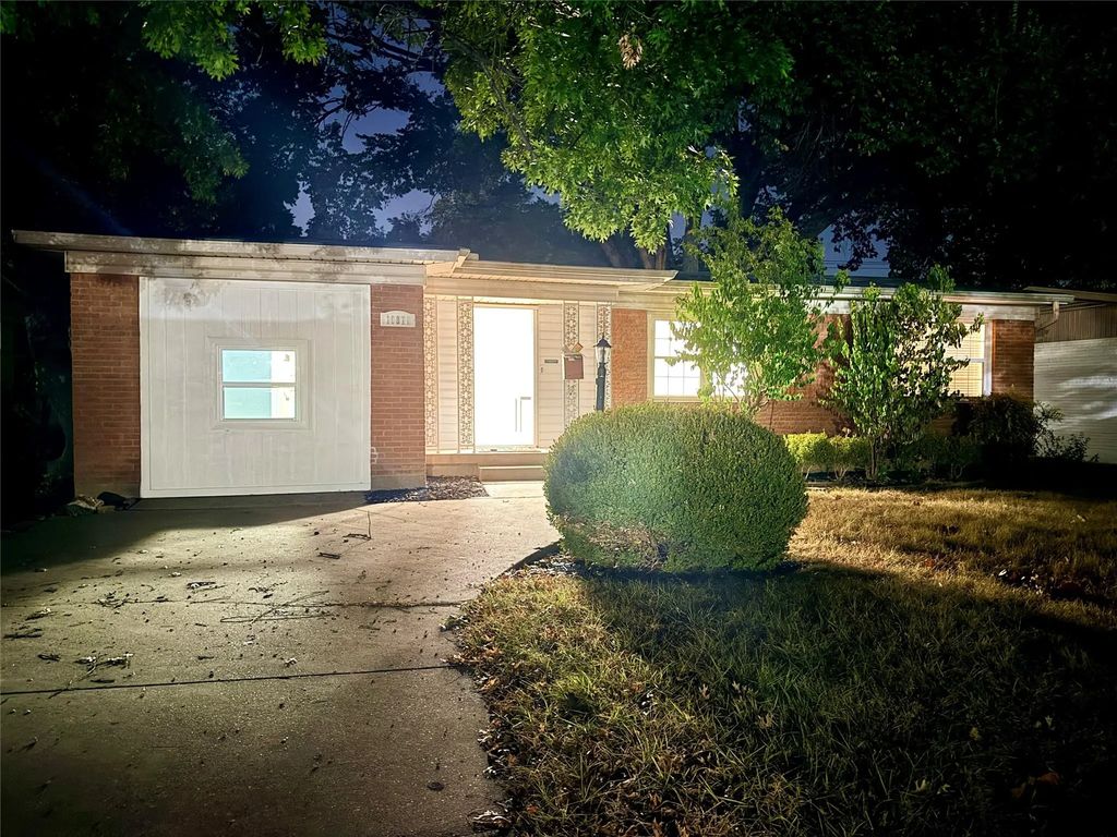 10870 Cassandra Way, Dallas