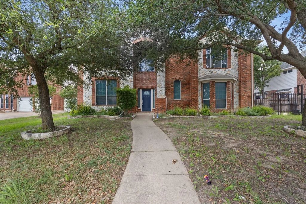 5544 Clay Court, Grand Prairie