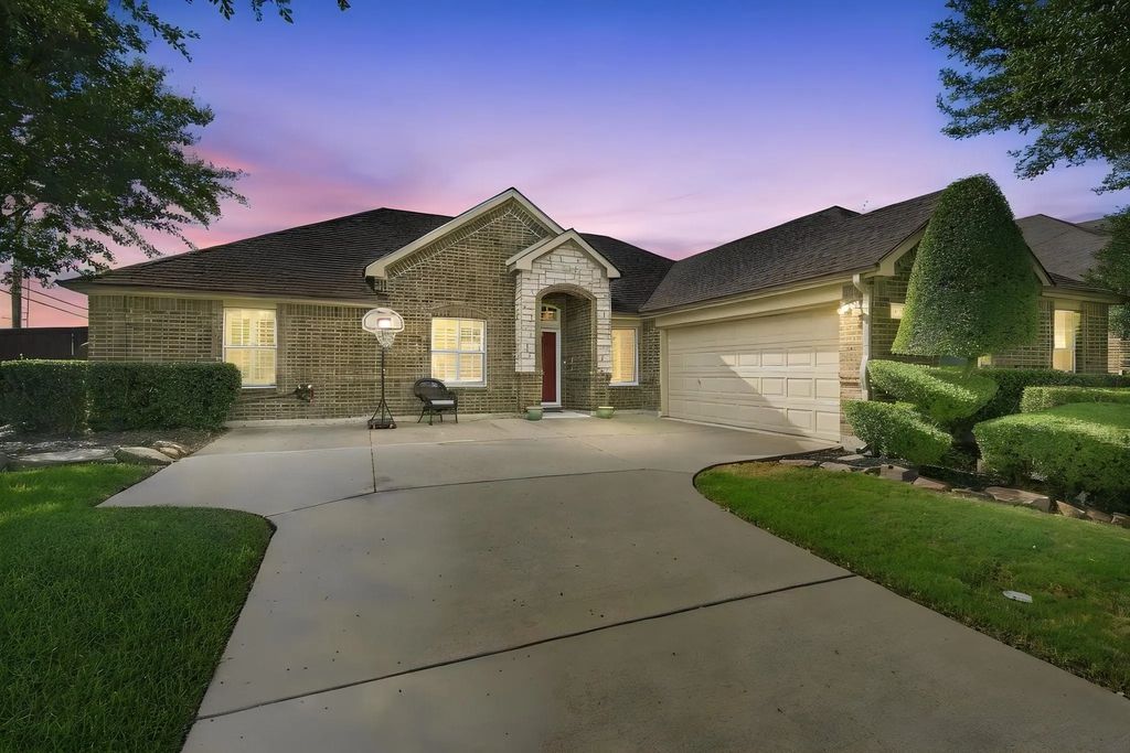 501 Branchwood Drive, Midlothian