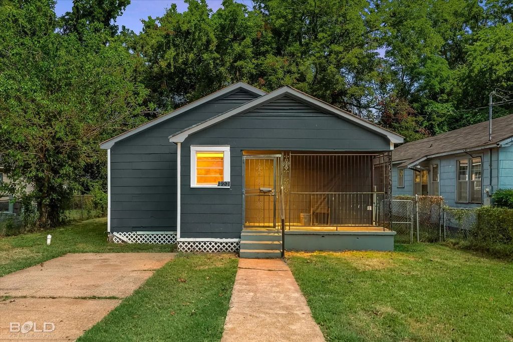 323 Kelly, Bossier City