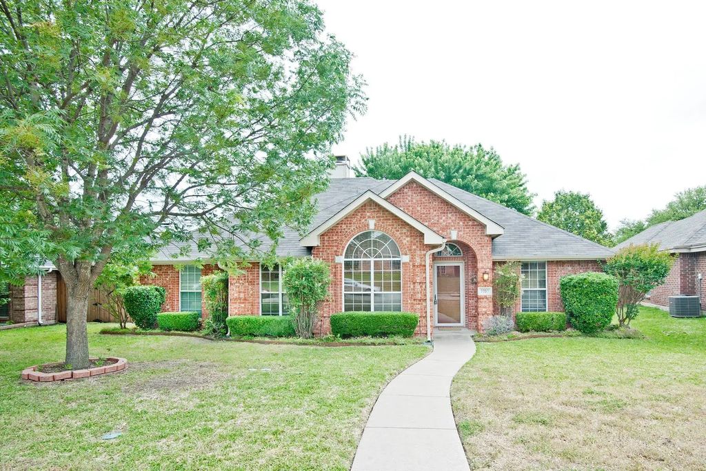 7757 Lancelot Road, Frisco