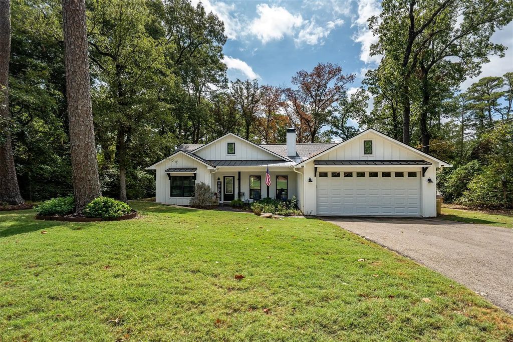 186 Pleasant Hill Lane, Holly Lake Ranch
