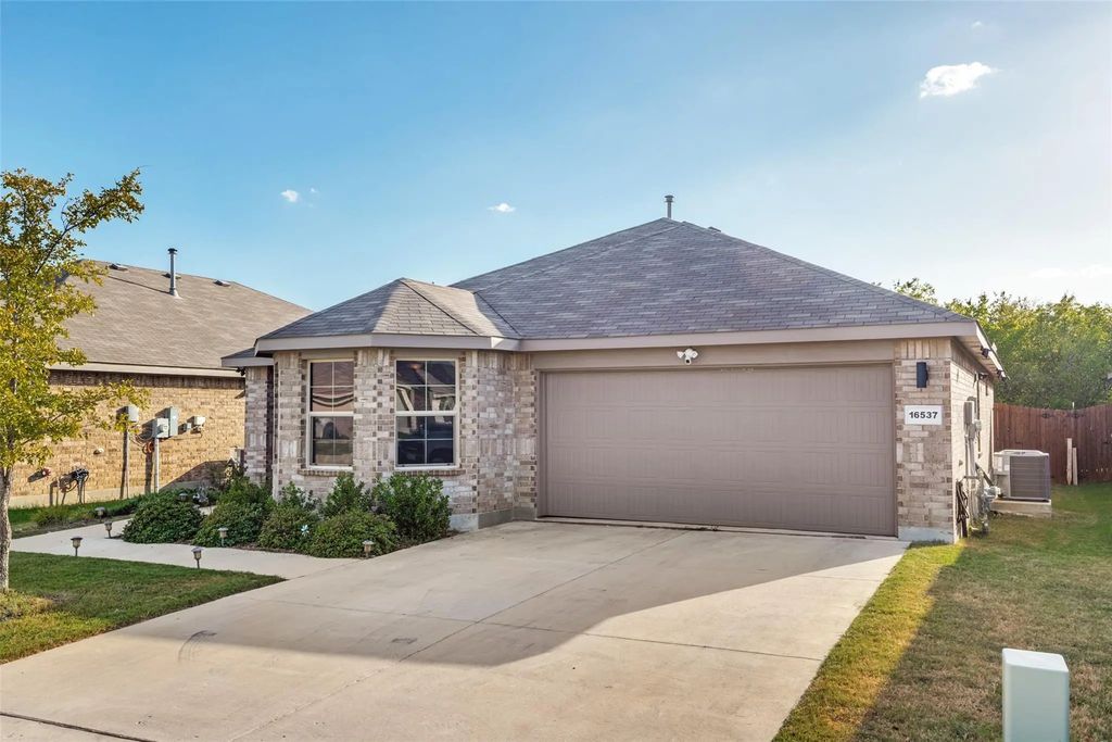 16537 White Fish Lane, Justin