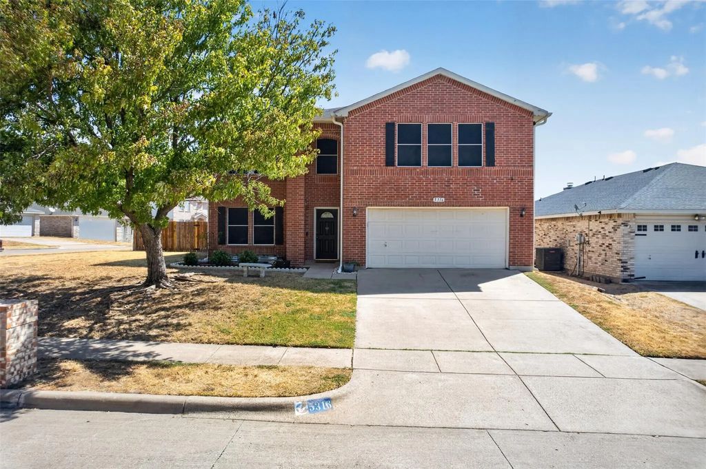 5316 Bedfordshire Drive, Fort Worth