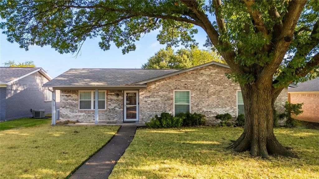 2009 Tiehack Lane, Garland