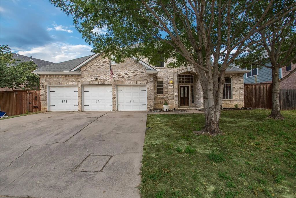 5704 Windmere Lane, Haltom City