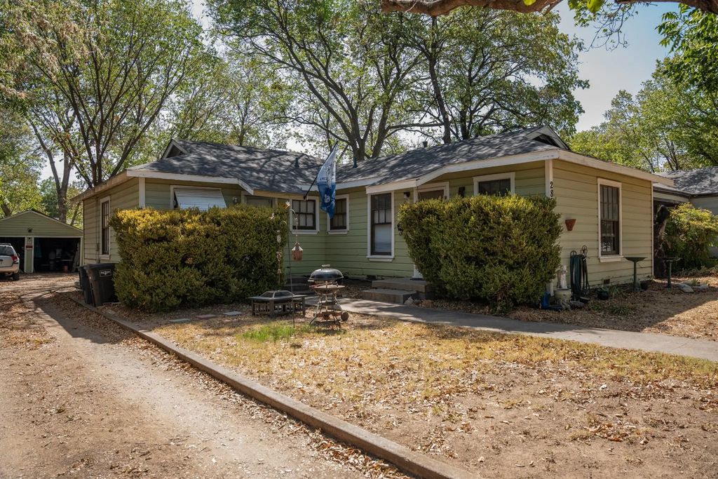 2849 Handley Drive, Fort Worth