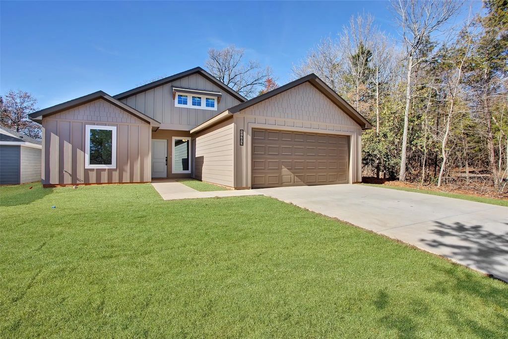 1483 Cathey Drive, Denison