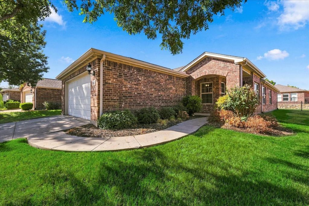 7927 Estancia Drive, Frisco