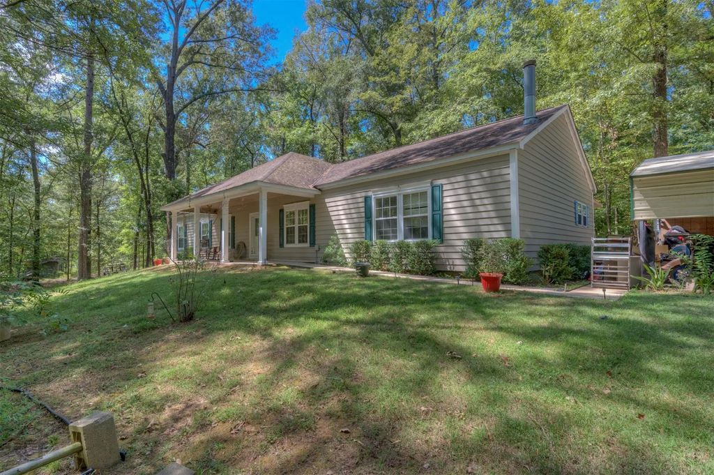 891 Linton Bellevue Road, Benton