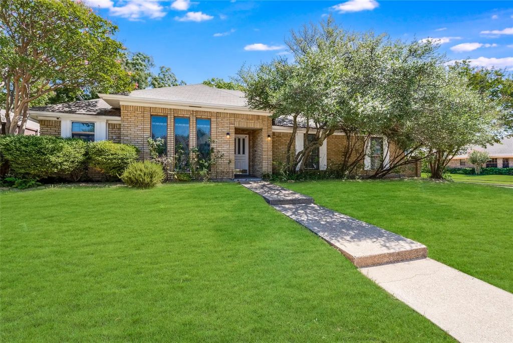 2300 San Gabriel Drive, Plano