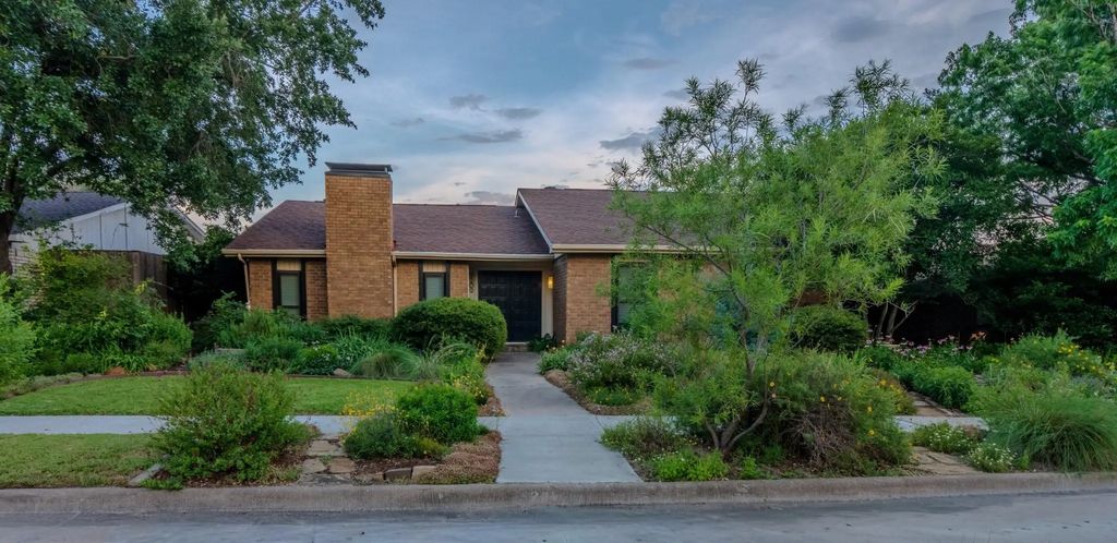 5209 Pruitt Drive, The Colony
