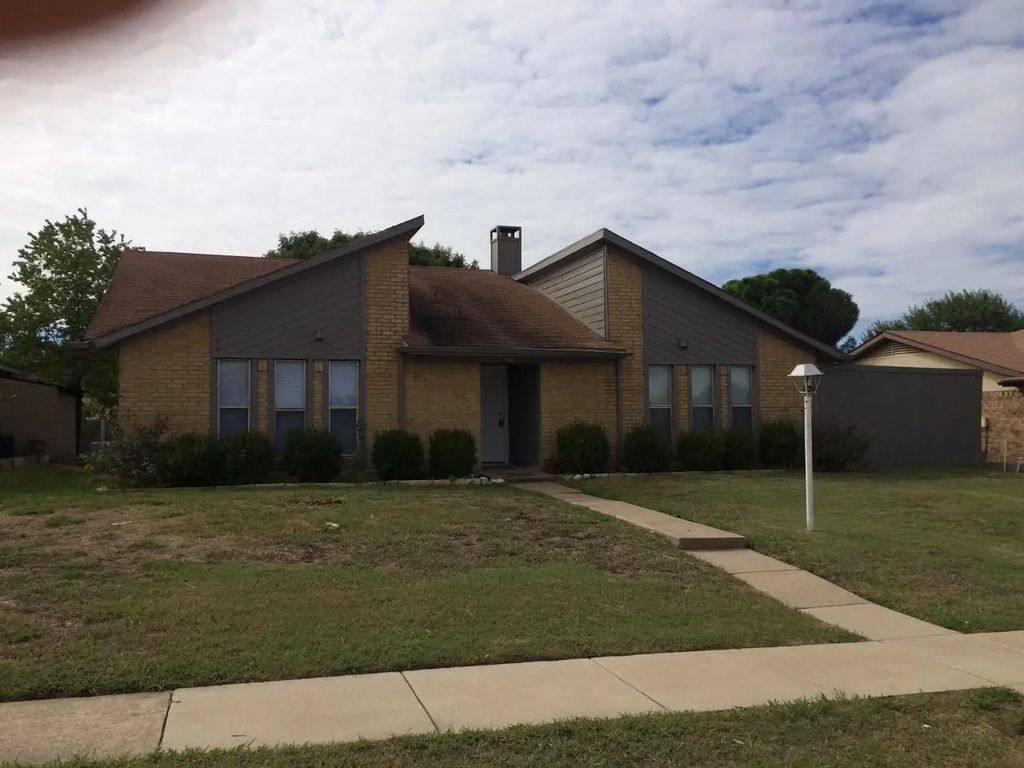 3717 Furneaux Lane, Carrollton