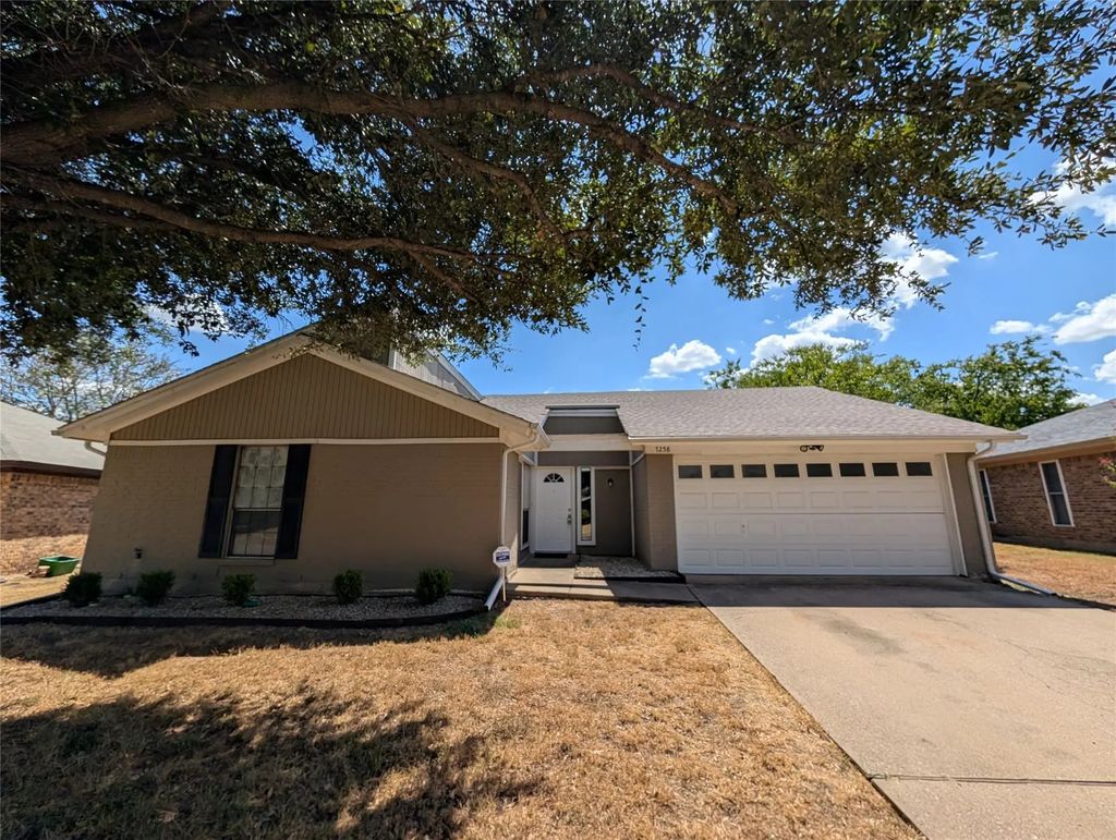 7258 Church Park Drive, Fort Worth