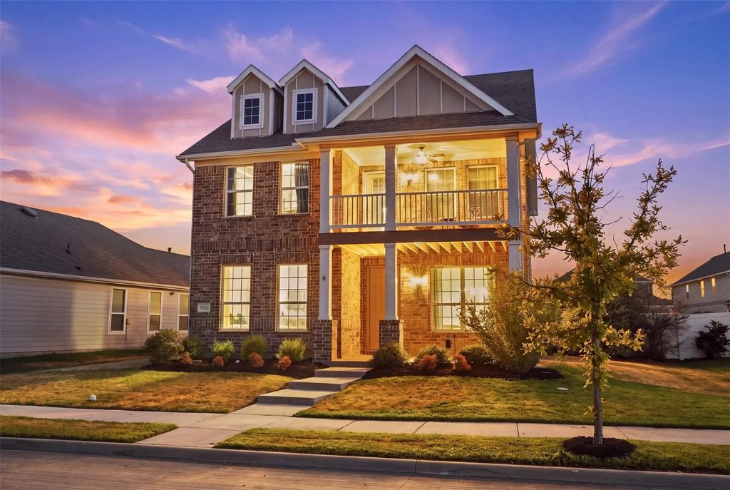 1516 Ellis Lane, Aubrey