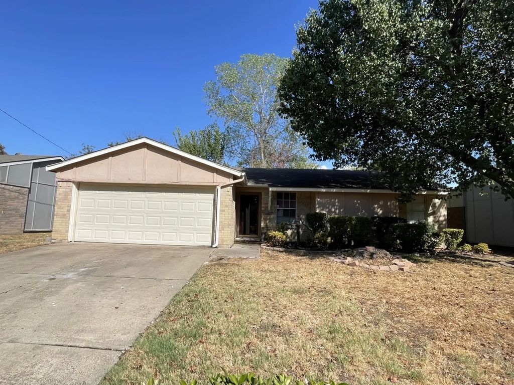 5315 Windy Meadow Drive, Arlington