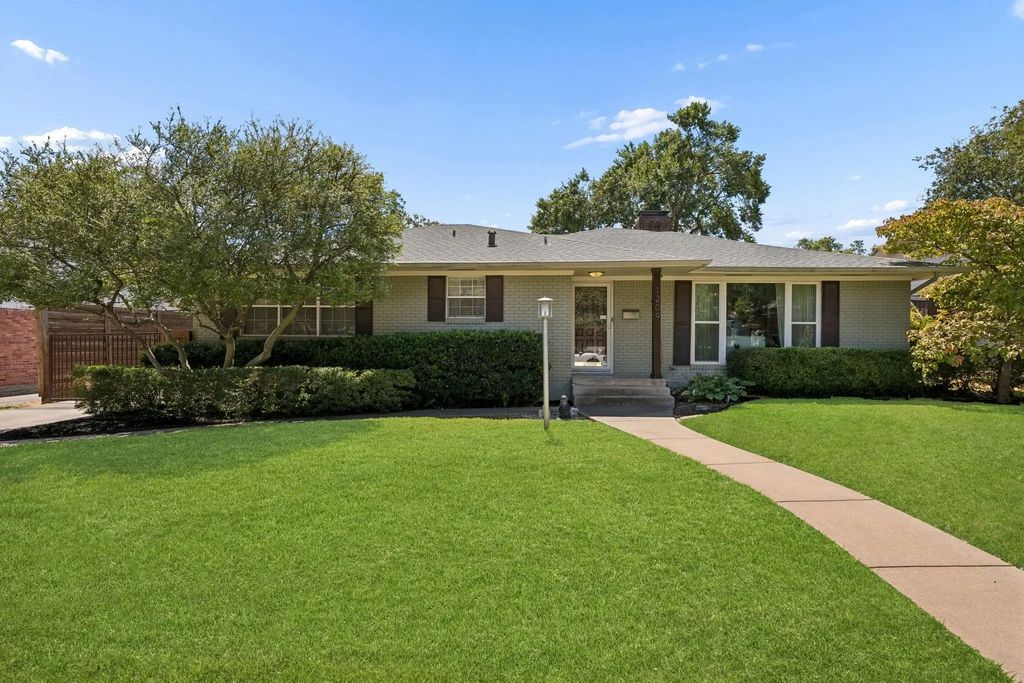 1209 Spruce Drive, Richardson