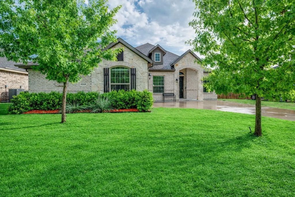 6206 Horizon Drive, Midlothian