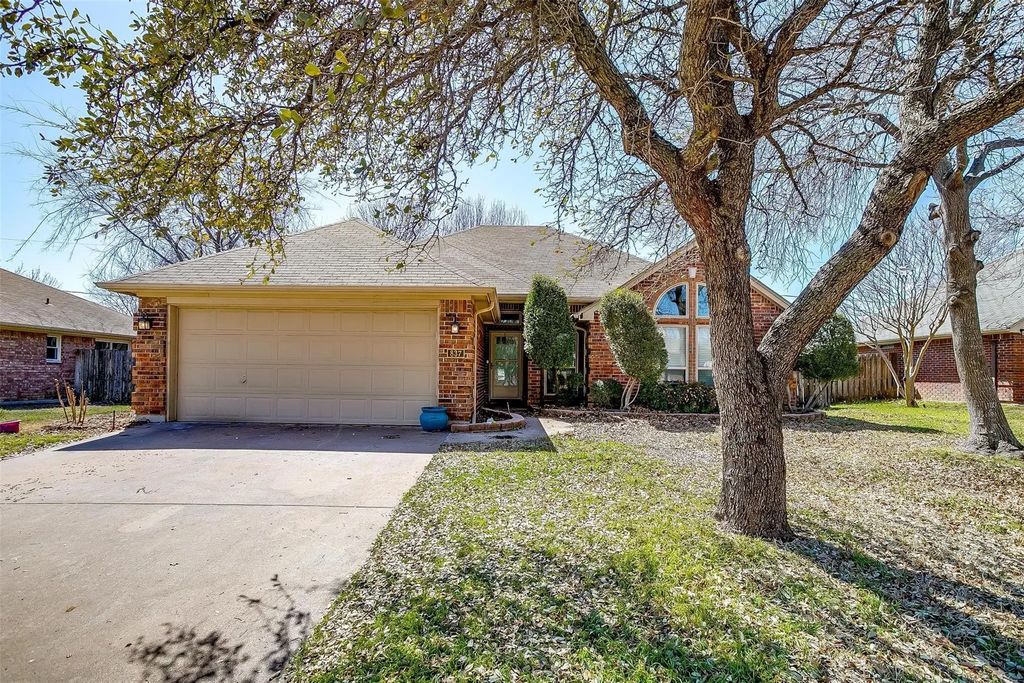 837 Nw Park Meadow Lane, Burleson