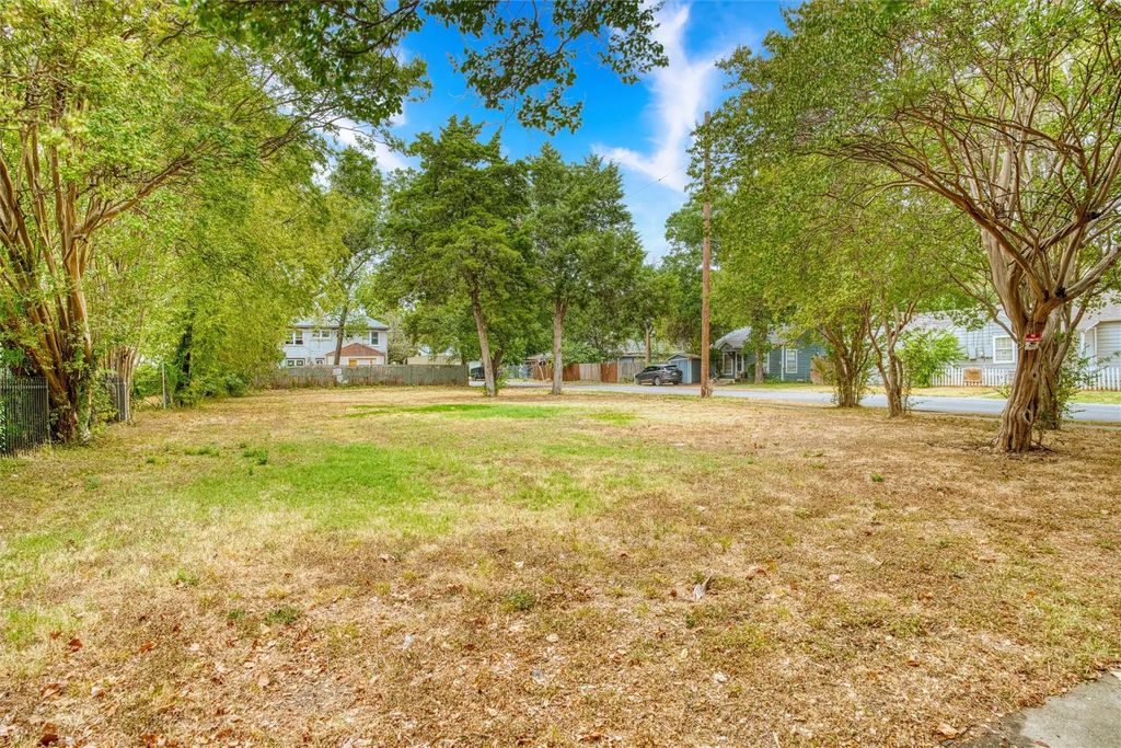 5325 Alton Avenue, Dallas