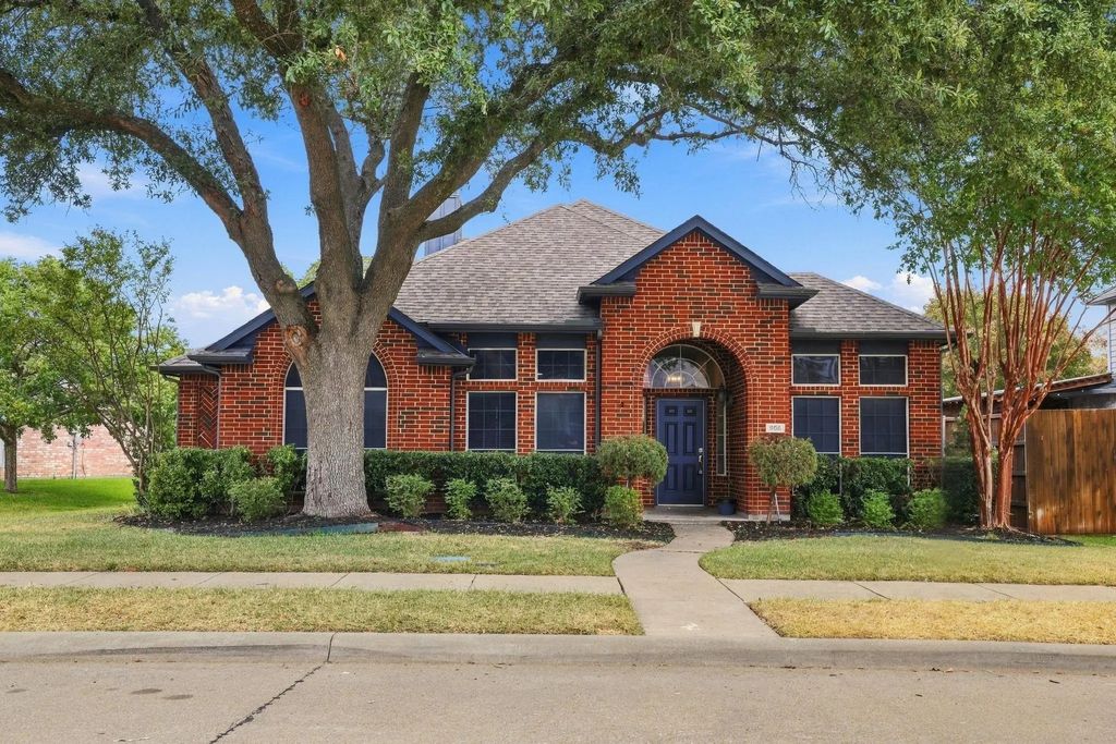 906 Homestead Trail, Allen