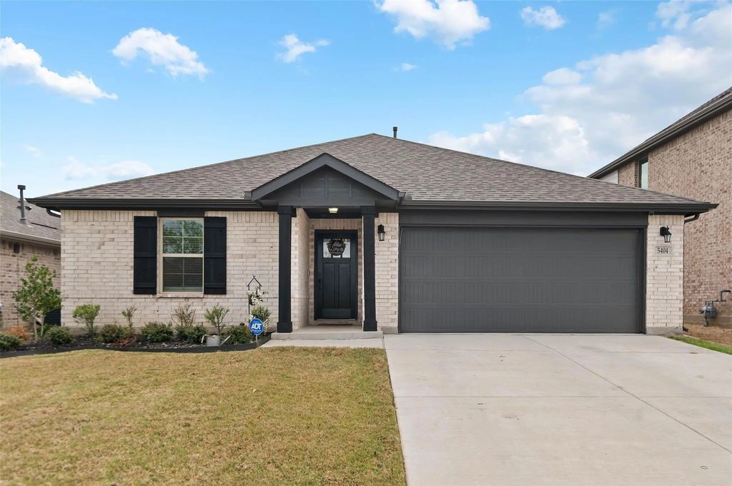 5404 Everly Court, Denton