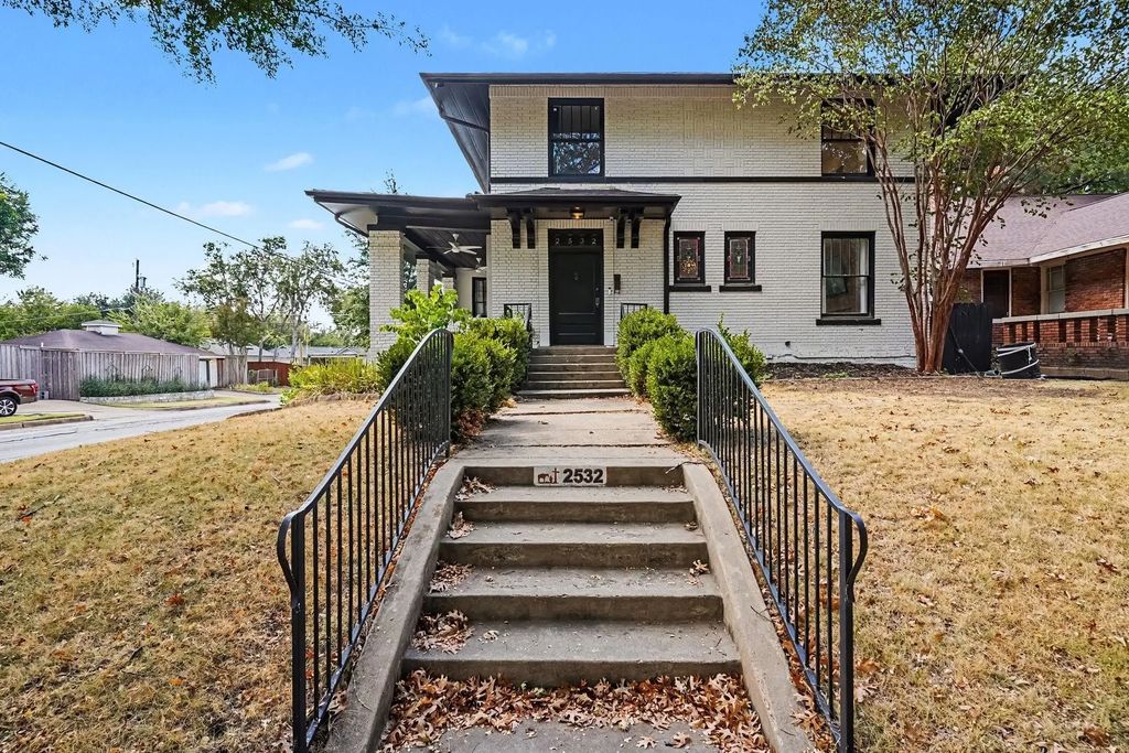 2532 6th Avenue, Fort Worth